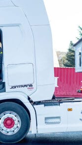 Transports Jontrans recrutent des Conducteurs routiers (H/F) et des Manutentionnaires & Agents de parc (H/F)